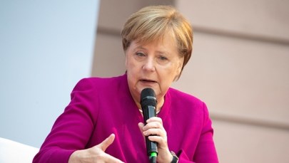 Angela Merkel wybuczana w europarlamencie. Mówiła o europejskiej armii