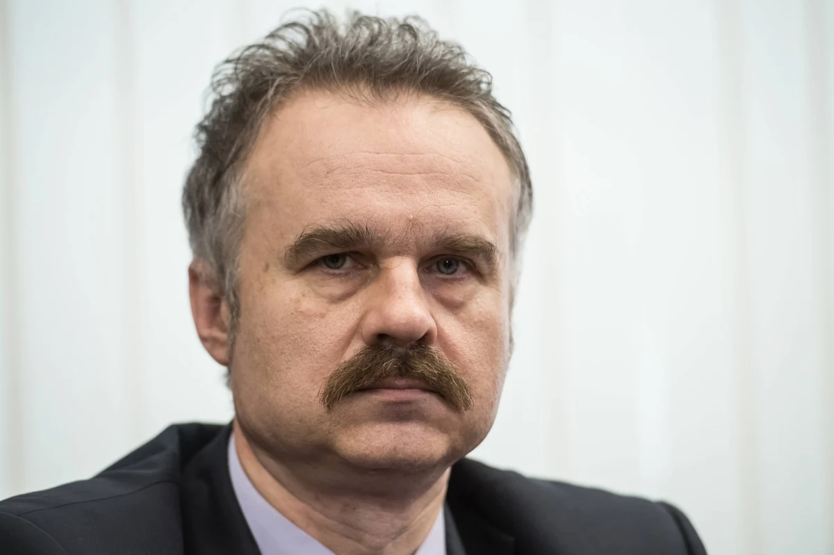 PiS jest partią prounijną. Prezes Kaczyński nigdy nie formułował postulatu polexitu - powiedział środowej "Rzeczpospolitej" doradca rządu Waldemar Paruch. Podkreślił, "że to, co różni partie opozycyjne od rządzącej, to fakt, że PO jest partią euroentuzjastyczną, a PiS partią euro-realistyczną". Doradca rządu odniósł się w ten sposób do pytania, czy PiS nie będzie miało problemów z "łatką polexitu" przed wyborami do PE.
