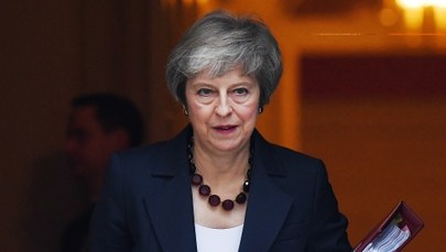 May: Rząd poparł wstępny tekst umowy ws. Brexitu
