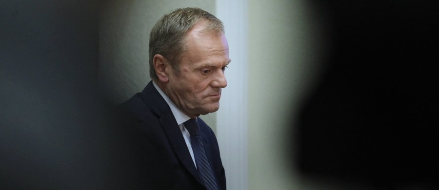 "Myślę, że Tusk nie sonduje, on podjął decyzję, że wraca do polskiej polityki" – stwierdził w TVN24 były prezydent Aleksander Kwaśniewski. Jego zdaniem, szef Rady Europejskiej "nie pozostawia w tej dziedzinie żadnych złudzeń".