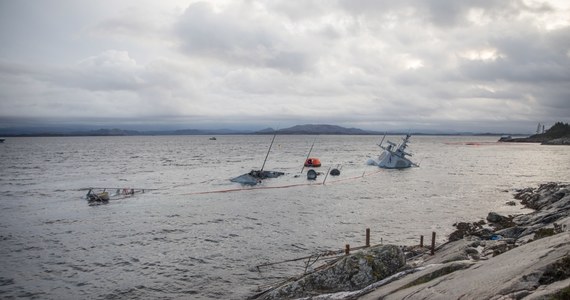 Norweska fregata, uszkodzona po zderzeniu z tankowcem u zachodnich wybrzeży Norwegii, zatonęła. Od 8 listopada norweska marynarka robiła wszystko, co mogła, żeby do tego nie dopuścić. Chciała odholować uszkodzoną fregatę do brzegu, ale okręt wciąż nabierał wody.  