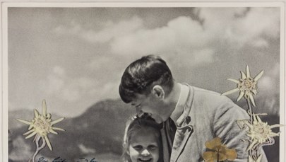 Hitler obejmujący żydowską dziewczynkę. Niezwykłe zdjęcie trafiło na aukcję