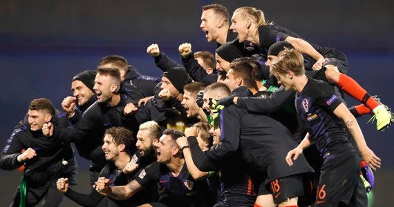 Wicemistrzowie świata Chorwaci pokonali Hiszpanów 3:2 w najciekawszym czwartkowym meczu Ligi Narodów. Goście doznali drugiej porażki z rzędu, wcześniej ulegli Anglii 2:3. W innym spotkaniu najwyższej dywizji Belgia wygrała ze zdegradowaną już wcześniej Islandią 2:0.
