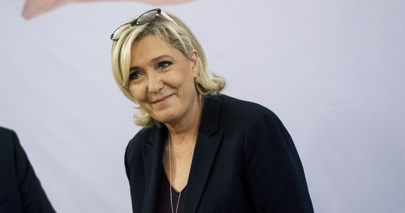 Przewodnicząca francuskiego skrajnie prawicowego Zjednoczenia Narodowego Marine Le Pen oświadczyła w Sofii, że "największym wrogiem Europy jest Unia Europejska w jej obecnym kształcie". Zarzuciła UE "rezygnację z wartości założycieli". 