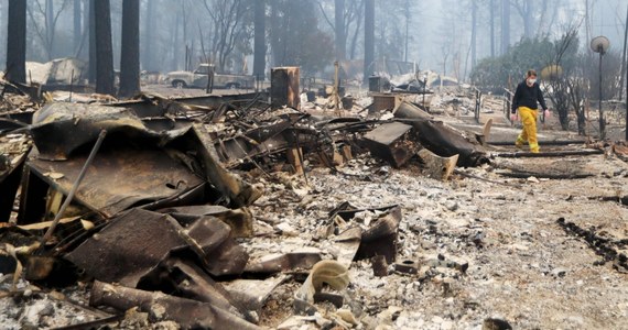 Do 63 wzrosła liczba ofiar śmiertelnych katastrofalnych pożarów w Kalifornii - poinformował Reuters, powołując się na lokalne władze. W piątek odnaleziono ciała kolejnych siedmiu osób, zabitych przez żywioł.