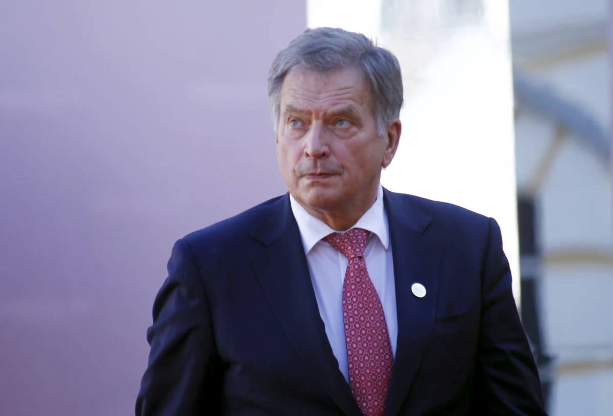 Fiński Minister Spraw Zagranicznych wzywa na dywanik ambasadora Rosji - podała telewizja YLE. Prezydent i premier Finlandii oświadczyli, że zakłócenia sygnału GPS nad Skandynawią - w czasie zakończonych w zeszłym tygodniu ćwiczeń NATO - pochodziły ze źródła położonego na terenie Rosji. Kreml odrzucił te oskarżenia. 