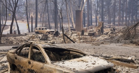 Po odnalezieniu w piątek kolejnych ośmiu ciał w północnej Kalifornii bilans dotychczasowych ofiar pożarów lasów w tym regionie wzrósł do 71 osób - poinformował w piątek szeryf hrabstwa Butte, Kory Honea.