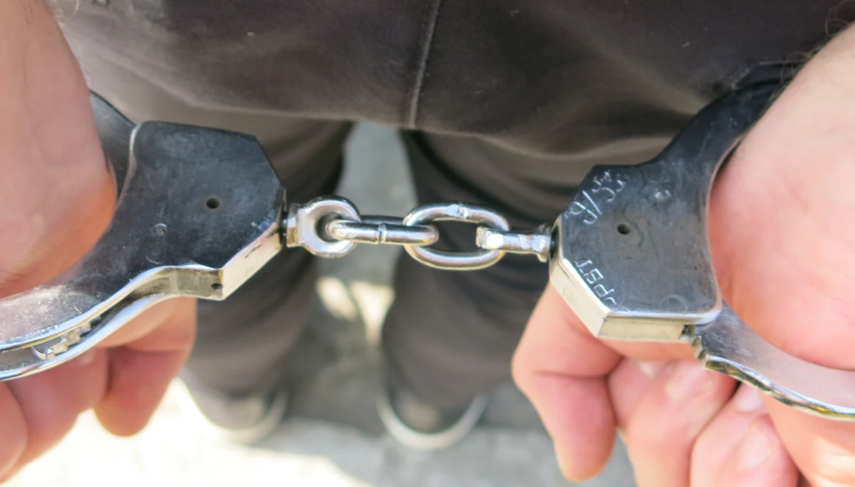 ​12-latek, który przez dwa dni był poszukiwany na Podkarpaciu, żył w dramatycznych warunkach. Jak informują śledczy, jego ojciec został zatrzymany pod zarzutem wykorzystywania seksualnego swoich dzieci.