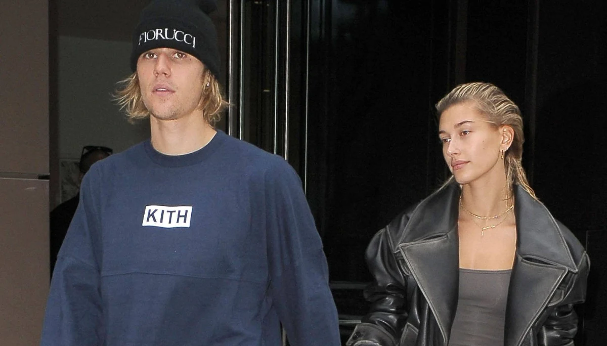 Kanadyjski wokalista popowy już nie jest do wzięcia. Justin Bieber poślubił modelkę Hailey Baldwin. Potwierdził to podpisem do zdjęcia, które upublicznił na Instagramie. 