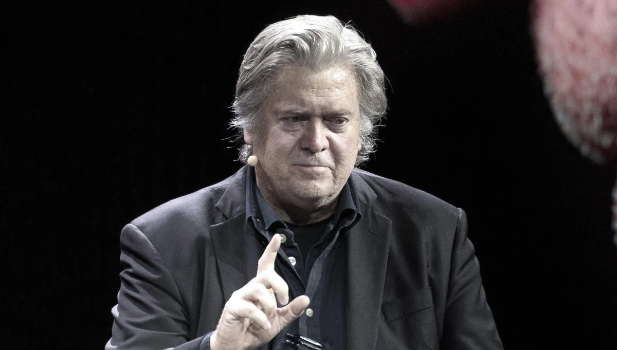 Były strateg i szef kampanii prezydenckiej Donalda Trumpa, Steve Bannon, oświadczył, że zamierza współpracować z premierem Węgier Viktorem Orbanem przed wiosennymi wyborami do Parlamentu Europejskiego. Mówił o tym w wywiadzie dla telewizji RTL.