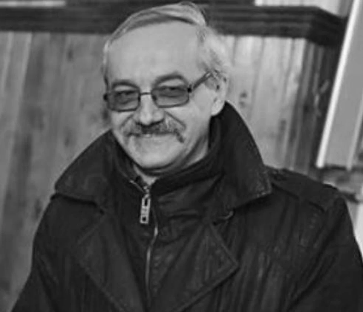 W wieku 60 lat zmarł Andrzej Grembowicz, twórca scenariuszy popularnych seriali, m.in. "Ekstradycji" i "Rancza". Czytelnicy znali go też pod pseudonimem literackim Robert Brutter. O śmierci Grembowicza poinformowała Ilona Łepkowska. 
