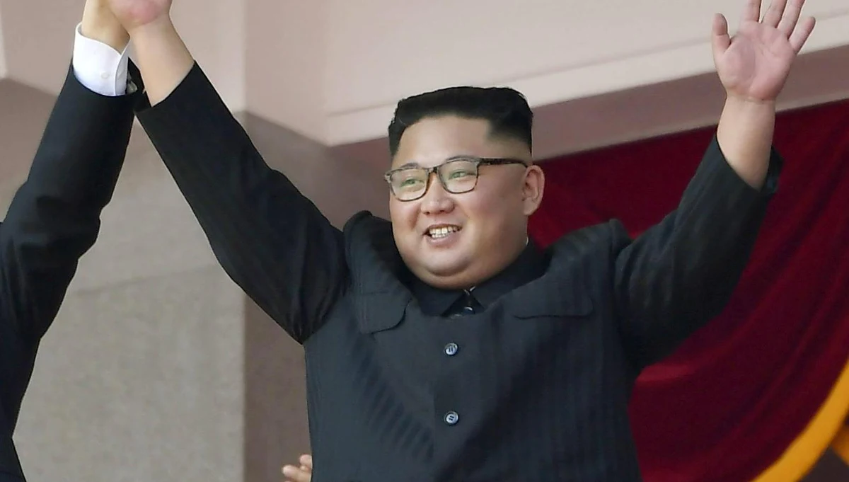 ​Północnokoreański żołnierz, który zdezerterował na Południe w zeszłym roku udzielił pierwszego wywiadu agencji japońskiej gazecie "Sankei Shimbun". Syn północnokoreańskiego generała zdradził, że młodzi ludzie z jego kraju nie są lojalni wobec przywódcy Kim Dzong Una.