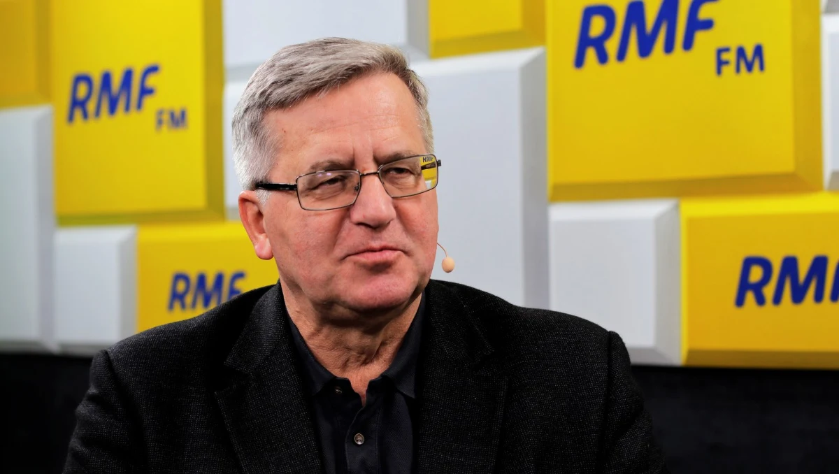 Komisja śledcza ws. afery KNF? "Trzeba wyjaśnić okoliczności tej sprawy" - mówi gość Popołudniowej rozmowy w RMF FM Bronisław Komorowski. Zdaniem byłego prezydenta, moment jest zły, bo PiS nie dopuści do powstania takiej komisji, ale według Bronisława Komorowskiego: popełnia błąd. 
