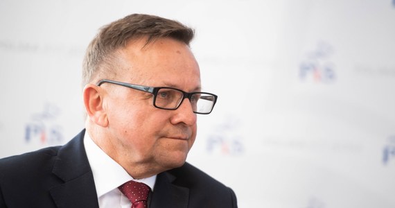 Rzeczniczka Prawa i Sprawiedliwości poinformowała, że prezes Jarosław Kaczyński zawiesił posła Marka Matuszewskiego w prawach członka partii i klubu PiS. 