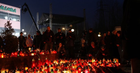 W środę mija 12 lat od w kopalni Halemba w Rudzie Śląskiej. Był to jeden z najtragiczniejszych wypadków we współczesnym polskim górnictwie. Podczas prac likwidacyjnych 1030 m pod ziemią doszło do wybuchu metanu i pyłu węglowego. 23 osoby zginęły. 