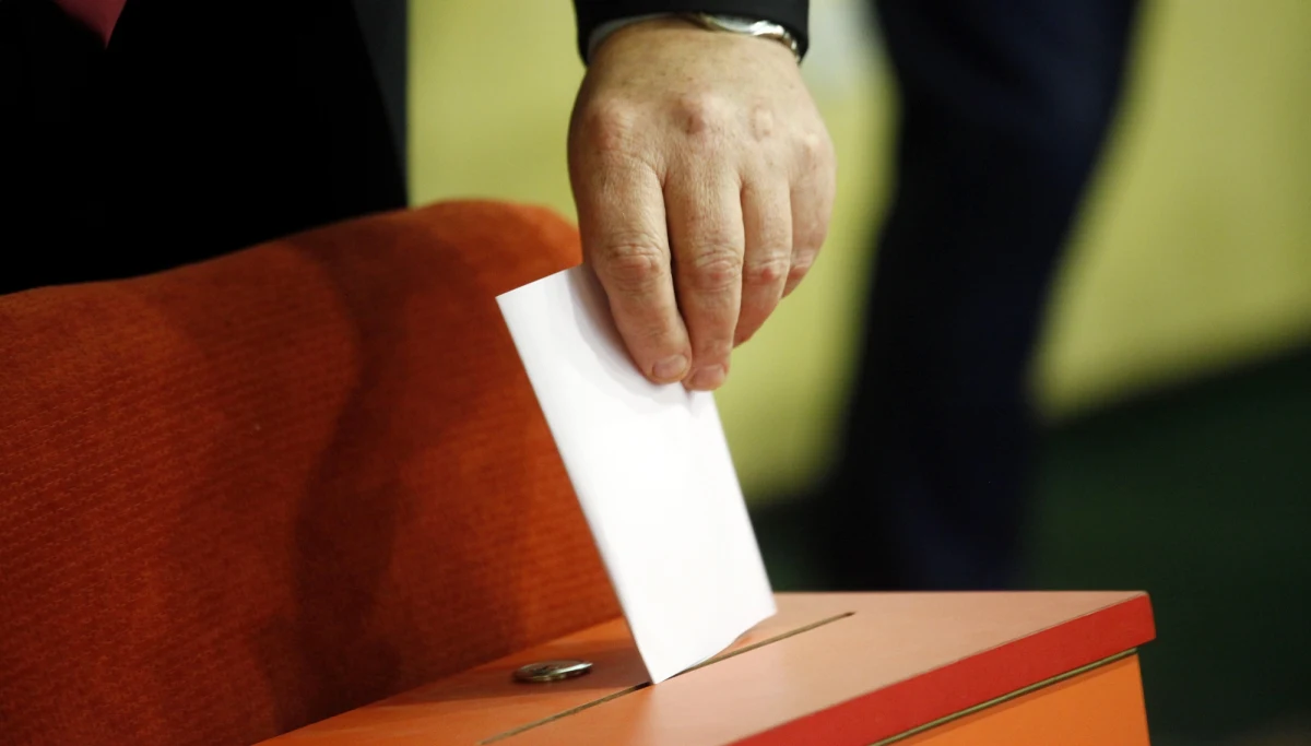 Karol Pilecki, startujący z listy Koalicji Obywatelskiej, został wybrany na przewodniczącego sejmiku województwa podlaskiego nowej kadencji. W głosowaniu tajnym pokonał Marka Komorowskiego zgłoszonego przez PiS. 