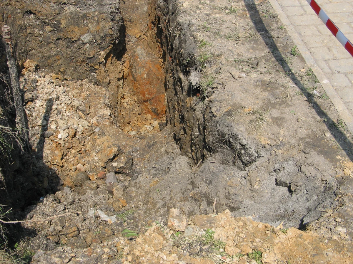 Nawet do soboty może być zablokowana krajowa "36" w wielkopolskim Krotoszynie, podobnie jak krzyżująca się z nią krajowa "15”. Na placu budowy tuż przy trasie znaleziono niewybuch. 