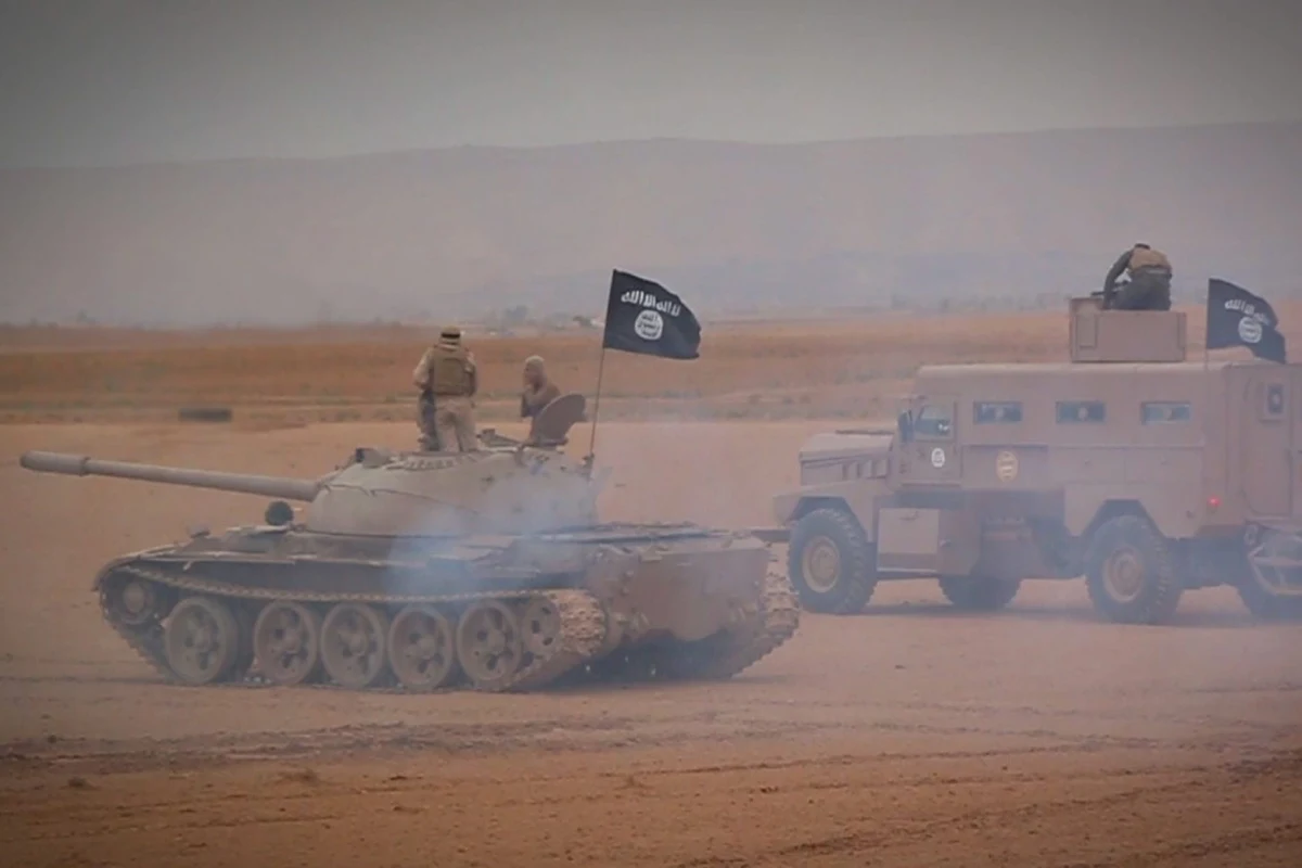 Kurdyjskie media poinformowały, że dwa dni temu doszło do ataku Państwa Islamskiego (IS) na bazę Syryjskich Sił Demokratycznych (SDF) w muhafazie Dajr az-Zaur na wschodzie Syrii. W starciach zginęło co najmniej 50 terrorystów.