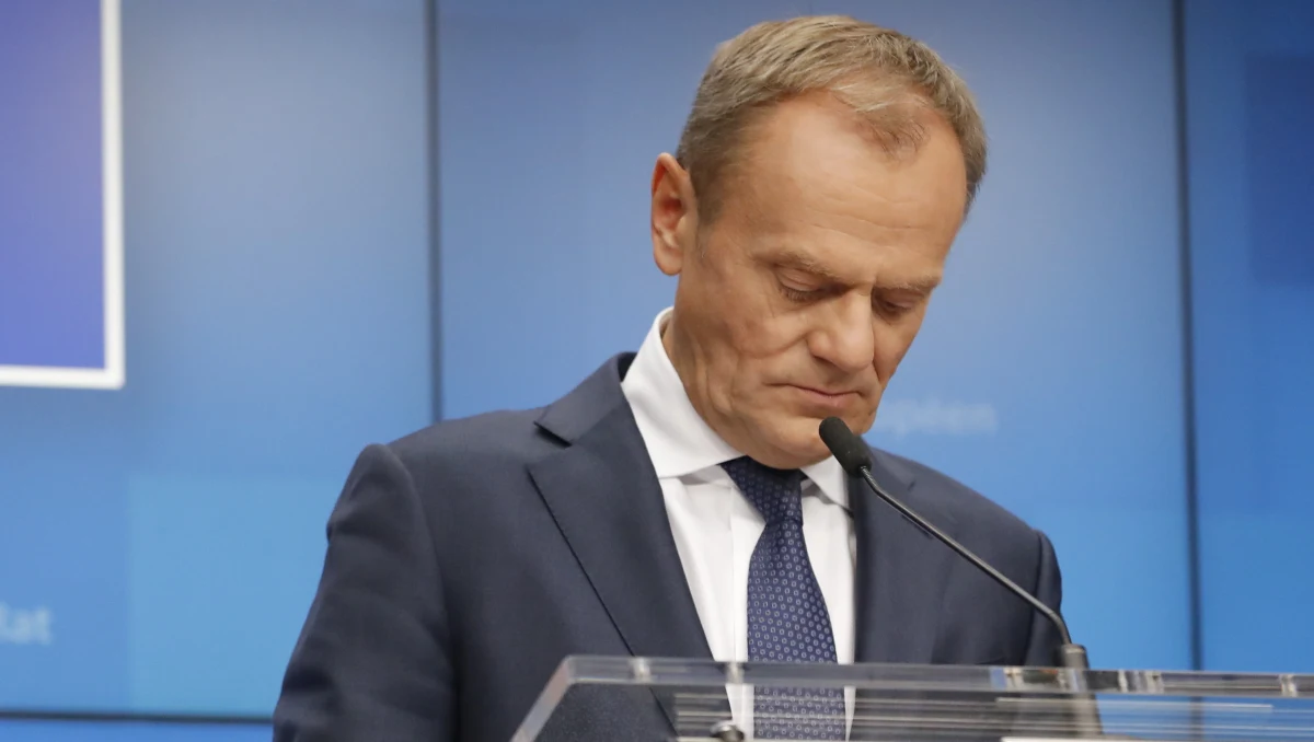 Przewodniczący Rady Europejskiej Donald Tusk potępił w użycie przez Rosję siły w Cieśninie Kerczeńskiej, wzywając ten kraj do wydania ukraińskich marynarzy oraz statków. Zapewnił, że Europa pozostanie zjednoczona w poparciu dla Ukrainy.