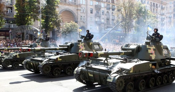 Prezydent Petro Poroszenko wydał dekret wprowadzający na Ukrainie stan wojenny. Decyzję prezydenta musi jeszcze zatwierdzić Rada Najwyższa (parlament). 