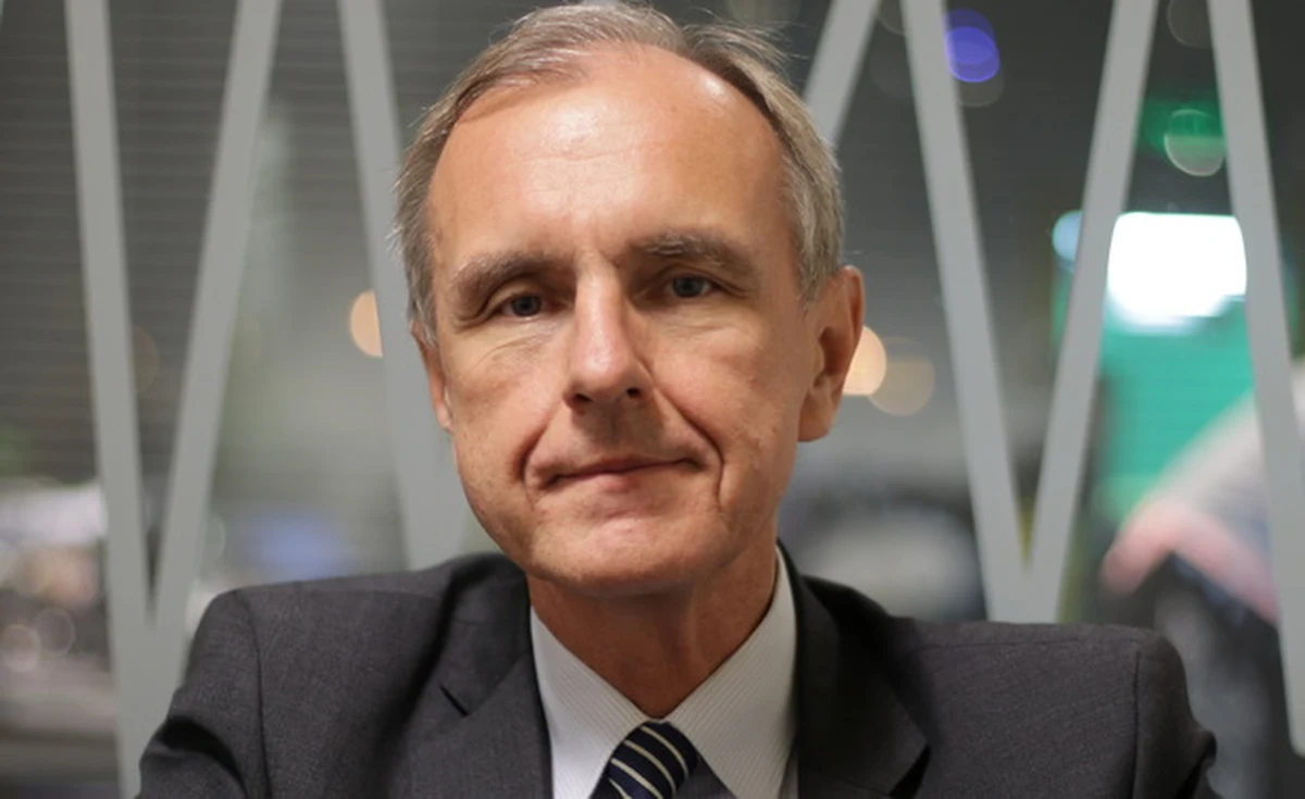 Zdaniem byłego ministra obrony Bogdana Klicha, incydent w Cieśninie Kerczeńskiej zwraca uwagę świata na to, że - wbrew międzynarodowym umowom - Rosja od wiosny próbuje metodą faktów dokonanych zamienić Morze Azowskie w swój wewnętrzny akwen. Według Klicha, to element planu Władimira Putina, który od kilku lat realizuje strategię oderwania wschodniej i południowej części Ukrainy i stworzenia tzw. Małorosji. W rozmowie z Michałem Zielińskim założyciel Instytutu Studiów Strategicznych przekonuje, że wydarzenia na Ukrainie są okazją dla polskich władz, by "zachować się po męsku".