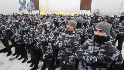 Ukraina wprowadza stan wojenny. Parlament zatwierdził dekret Poroszenki