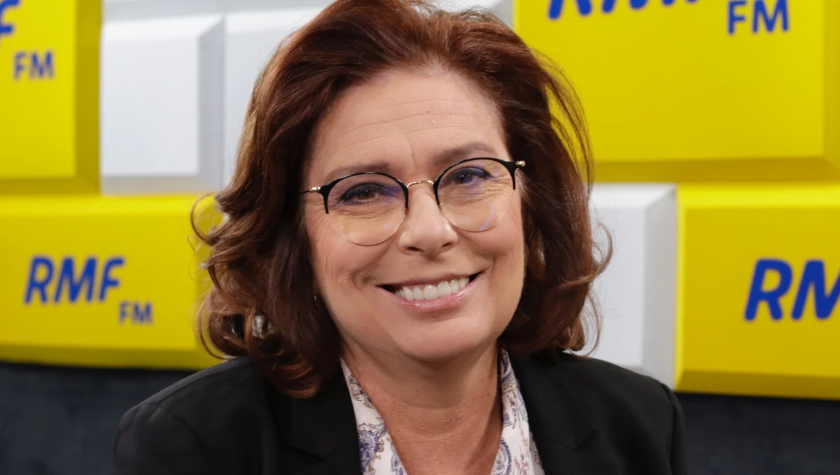 Wniosek o wotum nieufności to prawo opozycji, z którego powinniśmy korzystać, jeżeli chcemy mieć pana premiera na jakiś czas na wyłączność  - mówi w Porannej rozmowie w RMF FM wicemarszałek Sejmu Małgorzata Kidawa-Błońska. "Mam nadzieję, że w najbliższym czasie pan premier nam odpowie i odniesie się do poważnych zastrzeżeń, które mamy do tego, co robi jego rząd. Skoro nie możemy od pana premiera w żaden inny sposób uzyskać odpowiedzi, to on będzie się musiał przygotować do tego (wystąpienia w Sejmie – przyp. red.)" - tłumaczy gość Roberta Mazurka.