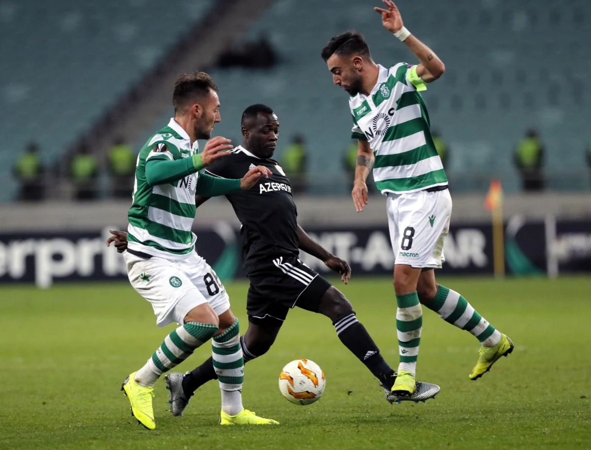 Dynamo Kijów z Tomaszem Kędziorą w składzie pokonało na wyjeździe FK Astana 1:0 i w 5. kolejce zapewniło sobie udział w 1/16 finału piłkarskiej Ligi Europejskiej. W sumie w czwartek awans wywalczyło sześć drużyn: poza Dynamem również FC Salzburg, Zenit Sankt Petersburg, Betis Sewilla, Sporting Lizbona i Fenerbahce Stambuł.