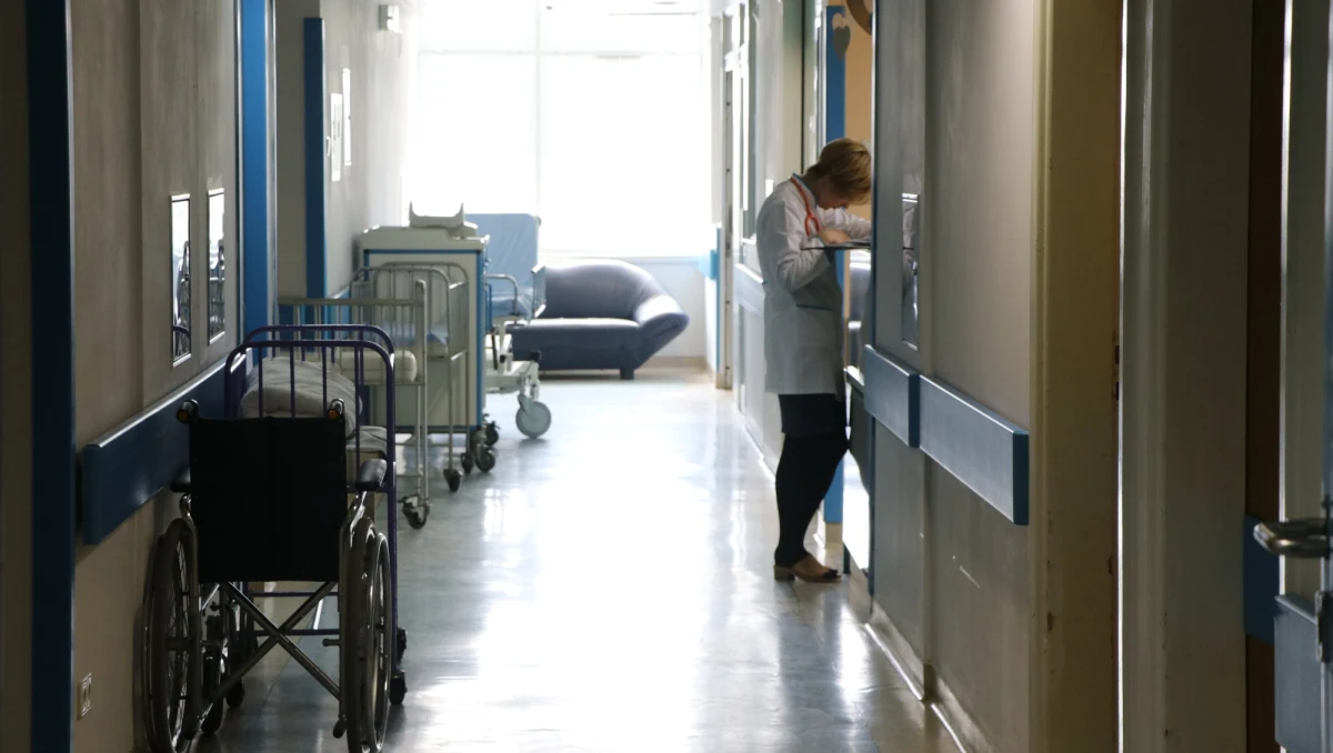 Kolejne podejrzenie zakażenia bakterią New Delhi. Badania przesiewowe wykazały, że może występować u trójki pacjentów z oddziału pulmonologii Szpitala Klinicznego nr 4 w Lublinie. Pacjenci zostali odizolowani. Podjęto wszystkie możliwe środki bezpieczeństwa - zapewnia szpital. 