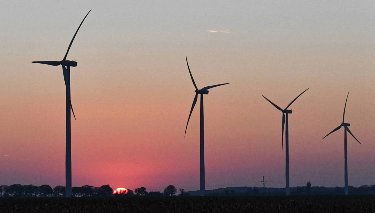 ​Były zarząd państwowej spółki Enea Wytwarzanie - prezes i dwóch wiceprezesów - z zarzutami. Jak dowiedział się reporter RMF FM, śledztwo prowadzone przez Centralne Biuro Antykorupcyjne i Prokuraturę Regionalną w Warszawie wykazało, że szefostwo tej firmy energetycznej naraziło ją na straty w kwocie blisko 100 milionów złotych.