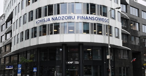 Zdzisław Sokal był wśród 11 osób przesłuchanych przez CBA na początku śledztwa dotyczącego nieprawidłowości w Komisji Nadzoru Finansowego - dowiedział się reporter RMF FM Krzysztof Zasada. 