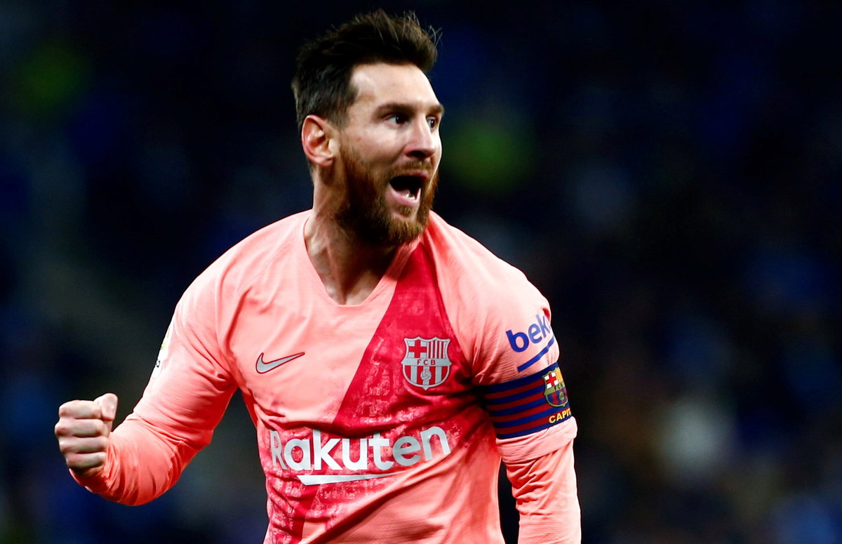 Lionel Messi za 15 milionów dolarów kupił samolot Gulfstream V, na pokładzie którego jest miejsce dla 16 osób. Według hiszpańskiej gazety “As”, maszyna będzie rozpoznawalna ze względu na specyficzny wygląd.