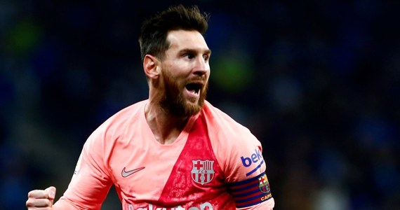 Lionel Messi za 15 milionów dolarów kupił samolot Gulfstream V, na pokładzie którego jest miejsce dla 16 osób. Według hiszpańskiej gazety “As”, maszyna będzie rozpoznawalna ze względu na specyficzny wygląd.