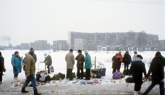 Lata 90-te w Polsce. Dziwne, trudne i niejednoznaczne