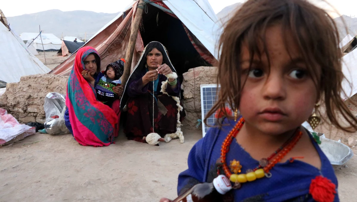 Prokuratura Okręgowa w Warszawie odmówiła wszczęcia dochodzenia ws. spotu wyborczego PiS o uchodźcach. "Analiza treści zaprezentowanych w materiale filmowym prowadzi do stwierdzenia, iż nie doszło do realizacji znamion czynu zabronionego" - poinformował rzecznik prokuratury Łukasz Łapczyński. Decyzję prokuratury zaskarżył Rzecznik Praw Obywatelskich.