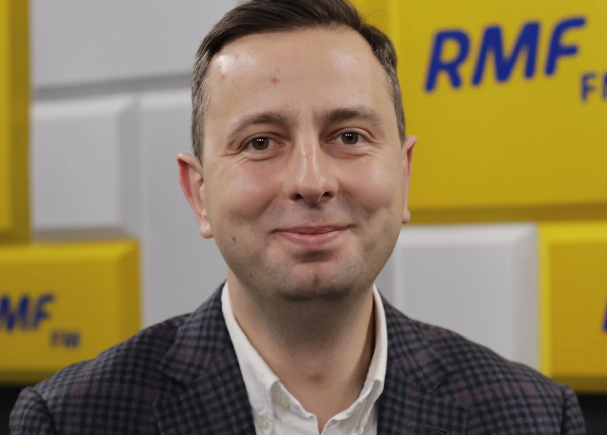 Wspólny blok PSL i Koalicji Obywatelskiej na wybory do europarlamentu? "Nie wykluczamy. Takie upoważnienie dała rada naczelna" – przyznał gość Porannej rozmowy w RMF FM, lider ludowców Władysław Kosiniak-Kamysz. Jednocześnie prezes PSL zastrzegł, że ugrupowanie przygotowuje się do samodzielnego startu w europejskich wyborach. Co z wyborami parlamentarnymi? "Zobaczymy" – dodał.