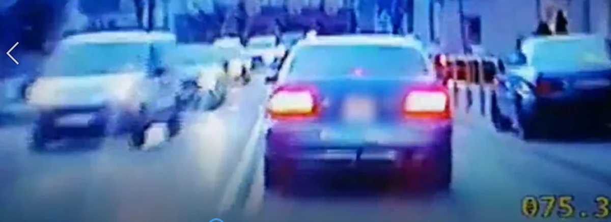 Najpierw nie zatrzymał się do kontroli, a chwilę później jechał w taki sposób, że pieszy musiał uciekać przed nadjeżdżającym autem. Mowa o 17-latku, który skradzioną toyotą szarżował po ulicach Elbląga.