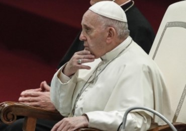 Papież przez pedofilię dymisjonuje swoich bliskich doradców