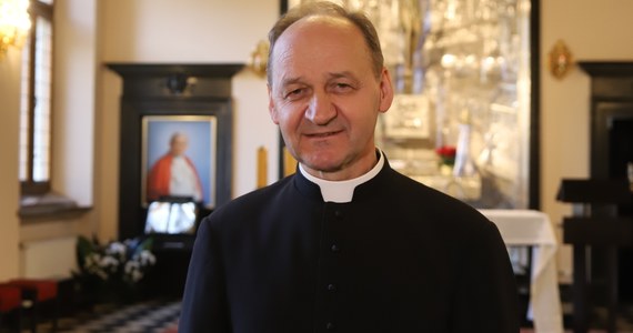 Ks. Franciszek Ślusarczyk, którego na biskupa nominował 3 grudnia papież Franciszek, po namyśle zrezygnował z przyjmowania święceń biskupich. Jego dymisja została przyjęta i w Krakowie zostanie wyświęcony tylko jeden biskup pomocniczy.