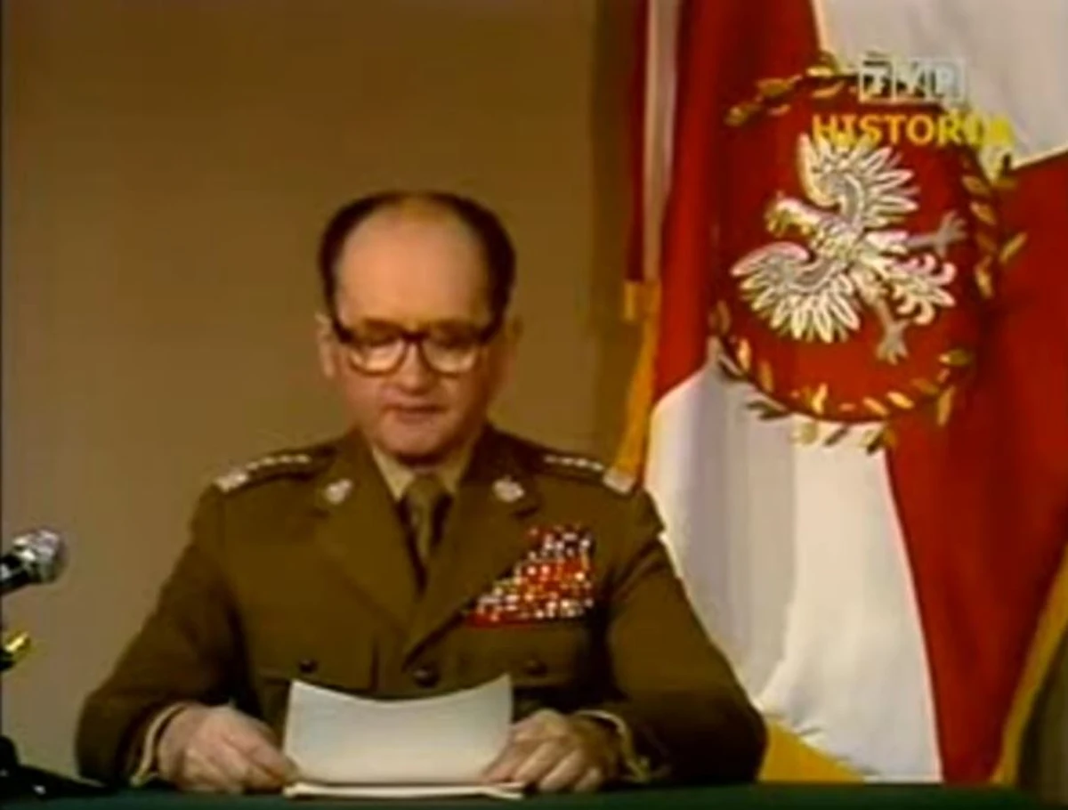 37 lat temu, 13 grudnia 1981 roku o godz. 6 rano, Polskie Radio nadało wystąpienie gen. Wojciecha Jaruzelskiego. To była niedziela. Generał poinformował o ukonstytuowaniu się Wojskowej Rady Ocalenia Narodowego (WRON) i wprowadzeniu na mocy dekretu Rady Państwa stanu wojennego na terenie całego kraju. Władze komunistyczne jeszcze 12 grudnia przed północą rozpoczęły zatrzymywanie działaczy opozycji i "Solidarności". 