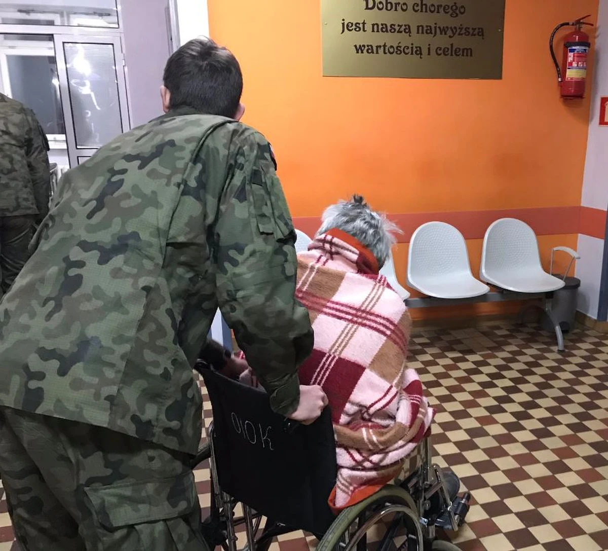 Przed godziną 13 w sobotę zakończyła się ewakuacja mieszkańców związana z usuwaniem pocisków z czasów II wojny światowej. Niewybuchy znaleziono w Morągu na terenie jednostki wojskowej. Akcja trwała kilka godzin. W sumie ewakuowano ok. 6 tys. osób.