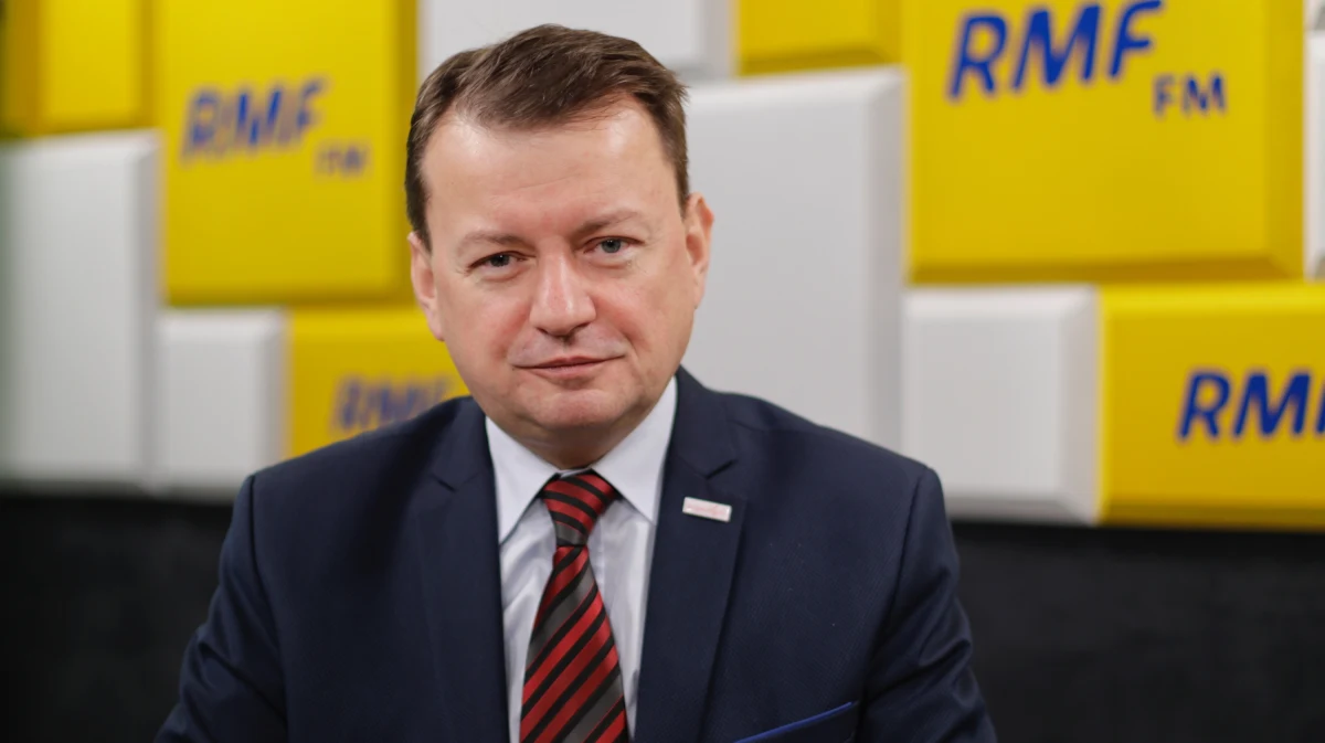 Jaką nową twarz pokaże dziś PiS na konwencji? Konsekwencja w działaniu i wiarygodność - tak na pytanie Krzysztofa Ziemca w RMF FM odpowiada szef MON Mariusz Błaszczak. Jak dodaje: mimo ulicy i zagranicy wypełniamy zobowiązania wobec wyborców. Na pytanie czy w rządzie pojawią się jakieś nowe twarze, szef MON odpowiada wymijająco: my tylko jesteśmy konsekwentni w działaniu. 