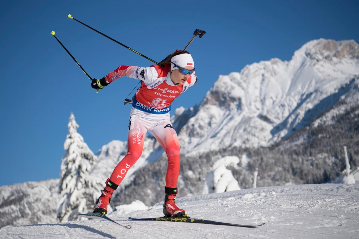 Monika Hojnisz zajęła czwarte miejsce w biathlonowym biegu na dochodzenie (10 km) Pucharu Świata w Hochfilzen. Polka była bezbłędna na strzelnicy, ale przegrała sobotnią rywalizację z Finką Kaisą Makarainen, Słowaczką Pauliną Fialkovą oraz Włoszką Dorotheą Wierer.