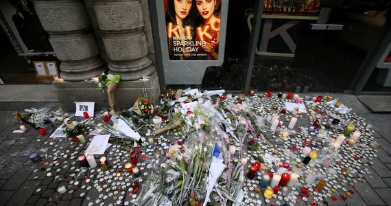Dziennikarze w sali prasowej Komisji Europejskiej uczcili minutą ciszy pamięć Antonia Megalizziego i Bartosza Orenta-Niedzielskiego. Dziennikarze są wśród ofiar zamachu terrorystycznego w Strasburgu. 