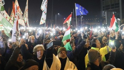 Kolejne protesty na Węgrzech. Ludzie sprzeciwiają się "ustawie niewolniczej"