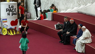 Watykan wzywa szefów episkopatów: Spotkajcie się z ofiarami pedofilii