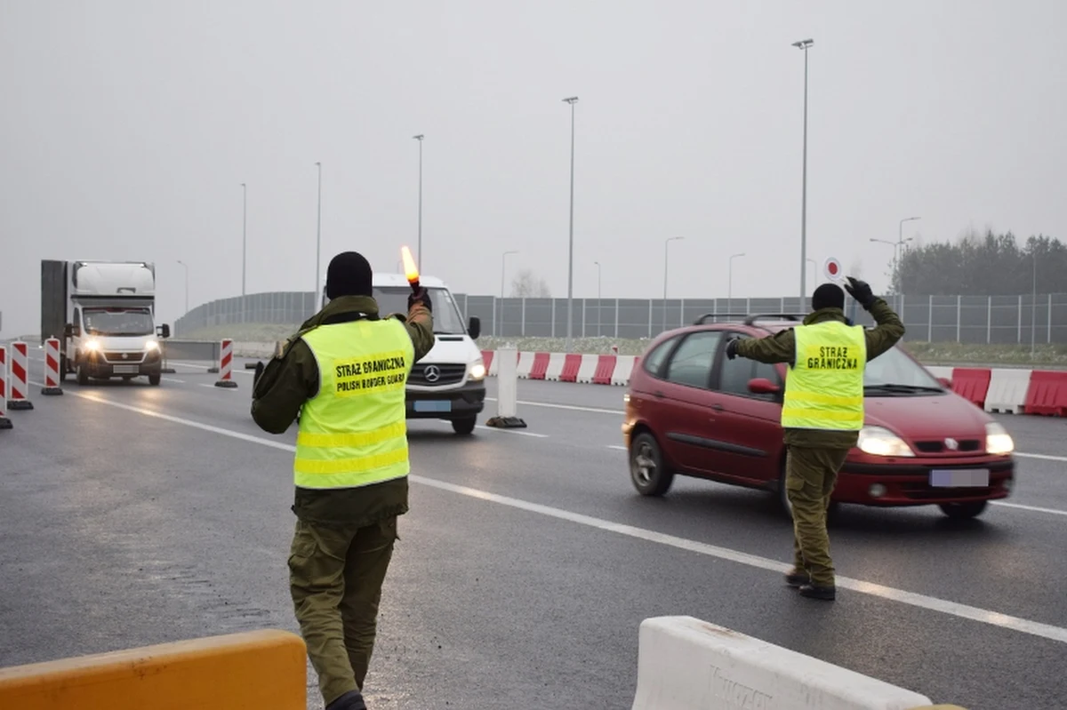 Prawie 200 tysięcy osób skontrolowali na granicach strażnicy w trakcie szczytu klimatycznego ONZ, który zakończył się w Katowicach. Od 22 listopada, dla zapewnienia bezpieczeństwa tej imprezy w Polsce tymczasowo przywrócono graniczne kontrole. Funkcjonariusze zatrzymali ponad 300 osób, do Polski nie wpuścili blisko 40. 