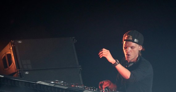 Klas Bergling i Anki Lidén, rodzice zmarłego 20 kwietnia tego roku Tima "Avicii" Berglinga, odziedziczyli po nim gigantyczny spadek – 231 000 000 koron szwedzkich, czyli w przeliczeniu 96 280 800 złotych. 28-letni DJ, który popełnił samobójstwo, za życia przekazał też olbrzymie sumy na cele charytatywne. 