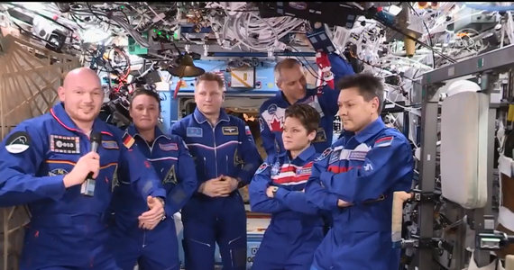Trójka astronautów: Alexander Gerst, Serena Auñón-Chancellor i Siergiej Prokopjew wylądowali w Kazachstanie po spędzeniu sześciu miesięcy na Międzynarodowej Stacji Kosmicznej.
