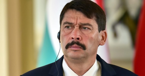 Prezydent Węgier Janos Ader podpisał nowelizację kodeksu pracy zwiększającą limit godzin nadliczbowych. To właśnie ta uchwała wywołała falę protestów. Krytycy nazywają ją "ustawą niewolniczą".